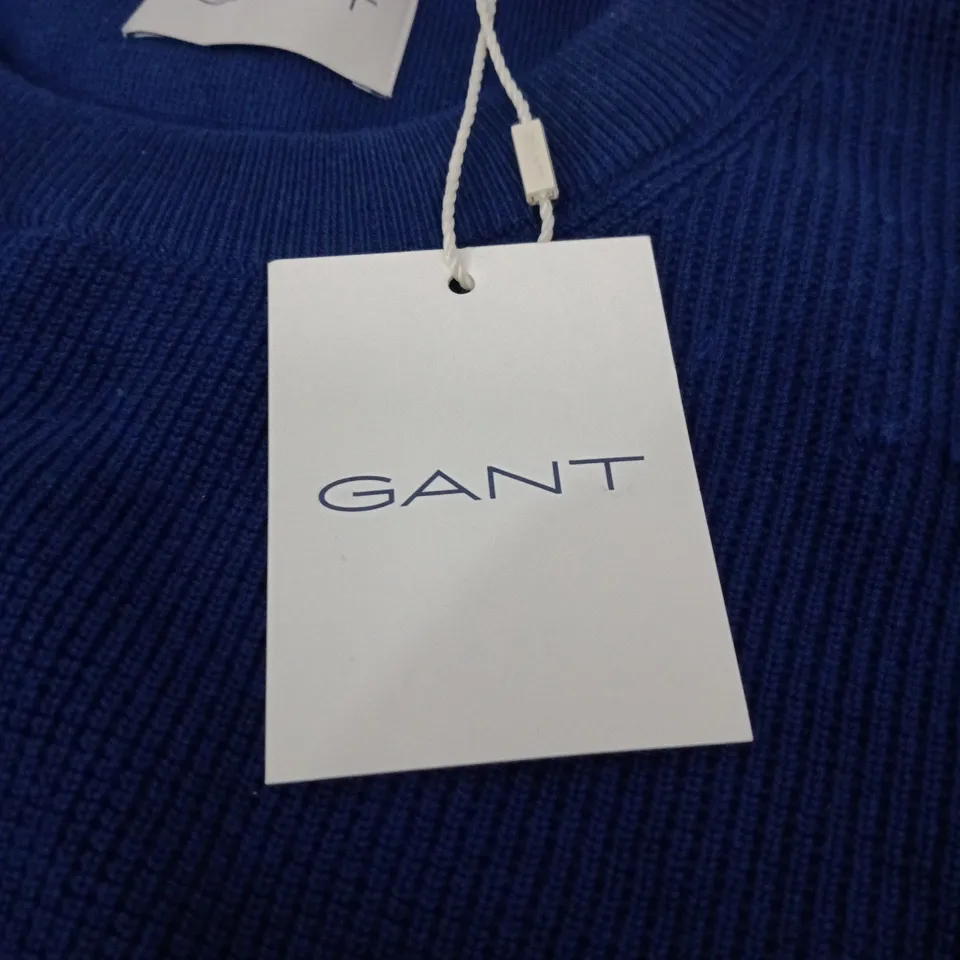 GANT MICRO TEXTURED COTTON C-NECK KNIT – RICH NAVY, SIZE L
