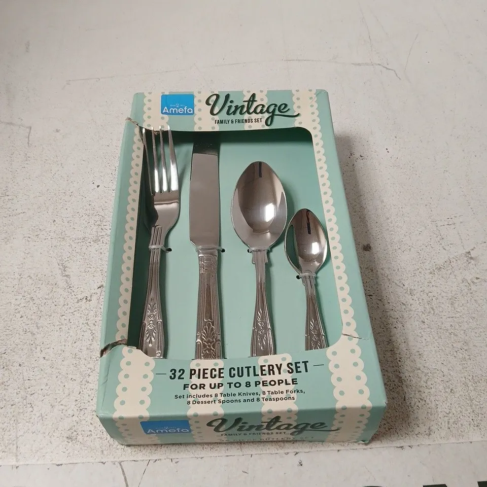 AMEFA VINTAGE 32 PIECE CUTLERY SET – FOR UP TO 8 PEOPLE (BOXED)