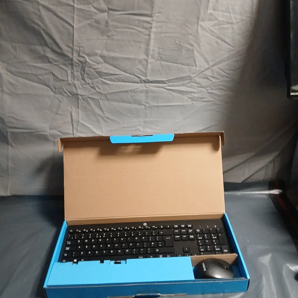 HP 230 WIRELESS MOUSE AND KEYBOARD COMBO – BOXED