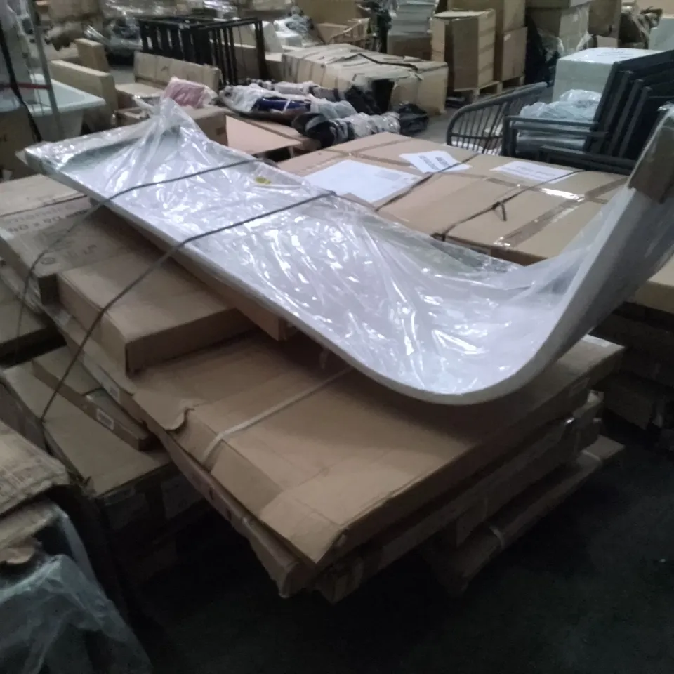 PALLET OF ASSORTED BATHROOM FURNITURE INCLUDING SHOWER PANELS, WALL CABINETS, WORKTOPS, BATH PANEL