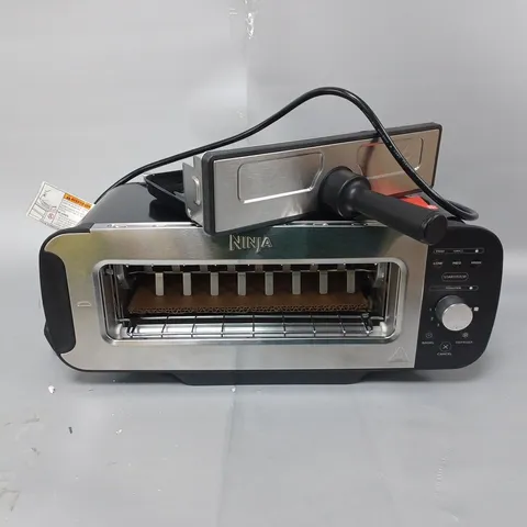 BOXED NINJA 2 IN 1 TOASTER & GRILL ST100UK