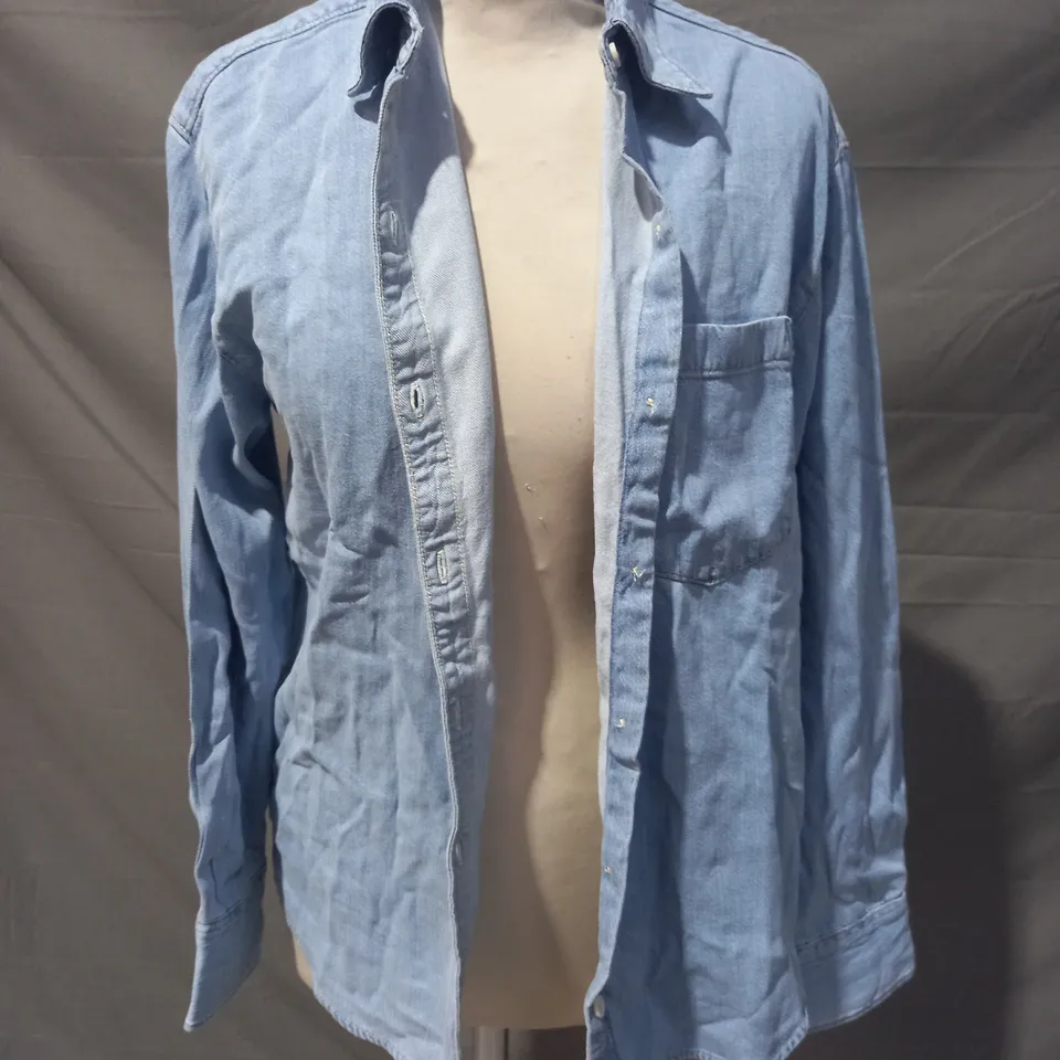 LEVI'S OVERSIZED FIT OVERSHIRT IN BLUE SIZE XS