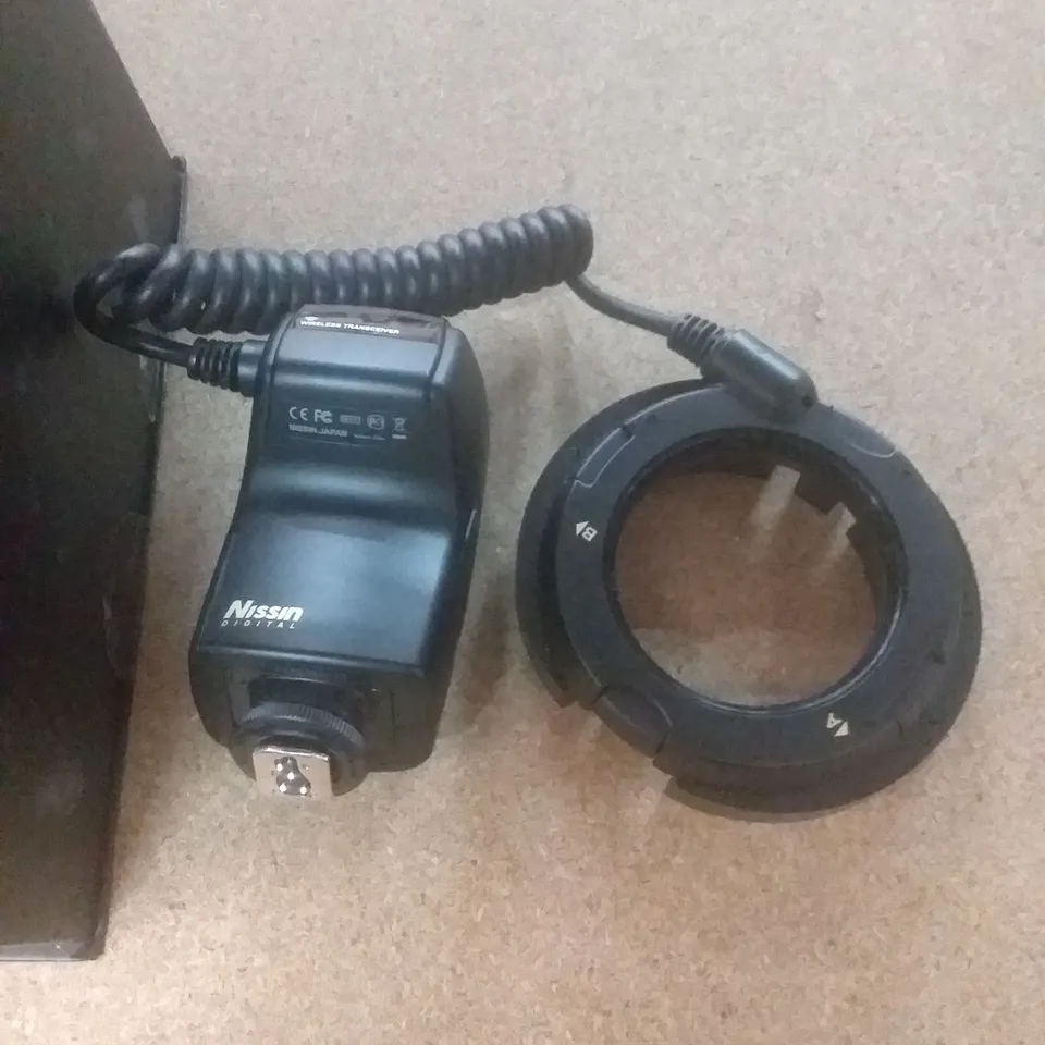 NISSIN MF18 MACRO FLASH FOR NIKON