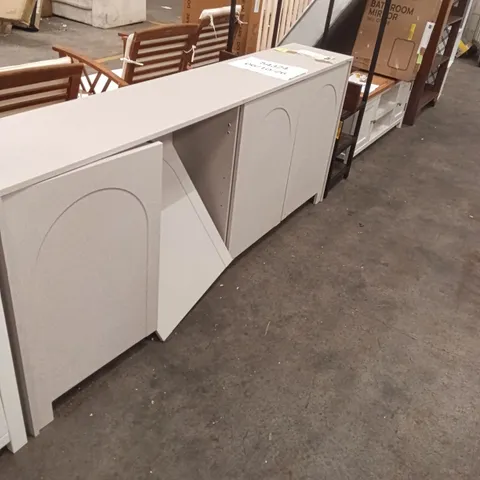 WHITE BATHROOM/KITCHEN VANITY BASE CABINETS WITH ARCHED PANEL DOORS - BROKEN DOOR HINGE ( REFER TO PICTURES )
