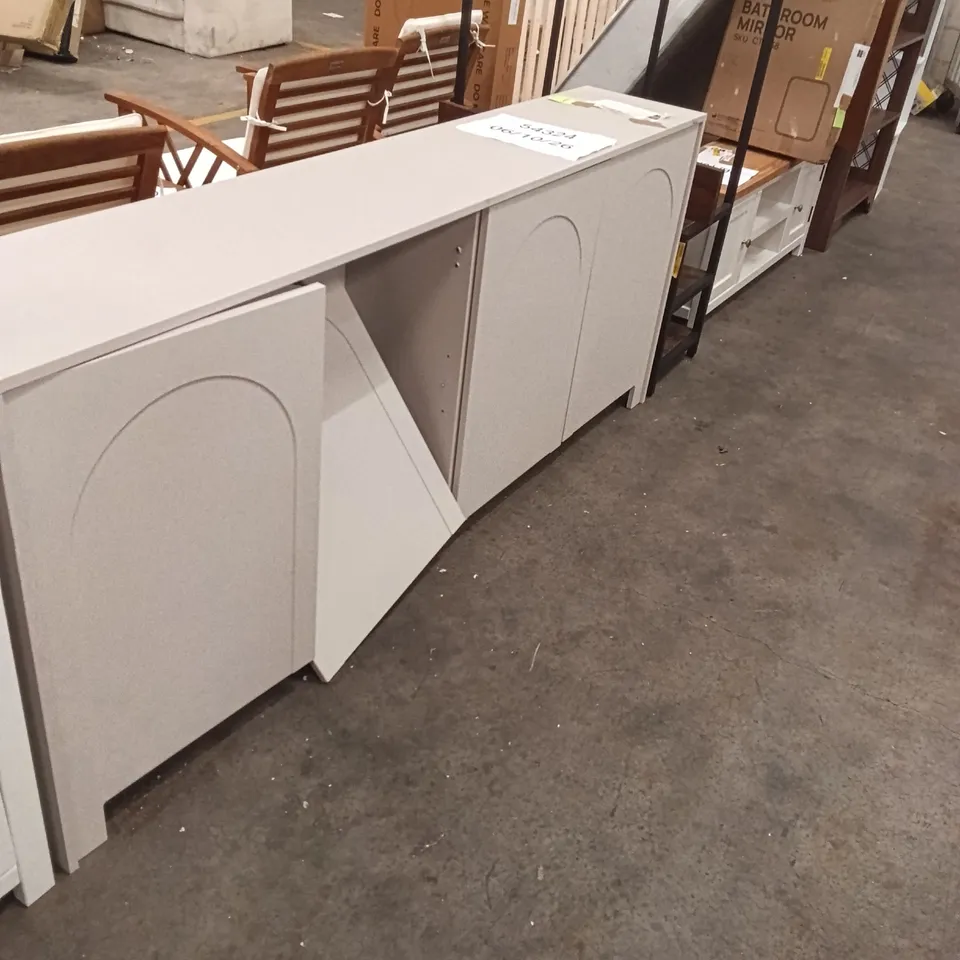WHITE BATHROOM/KITCHEN VANITY BASE CABINETS WITH ARCHED PANEL DOORS - BROKEN DOOR HINGE ( REFER TO PICTURES )