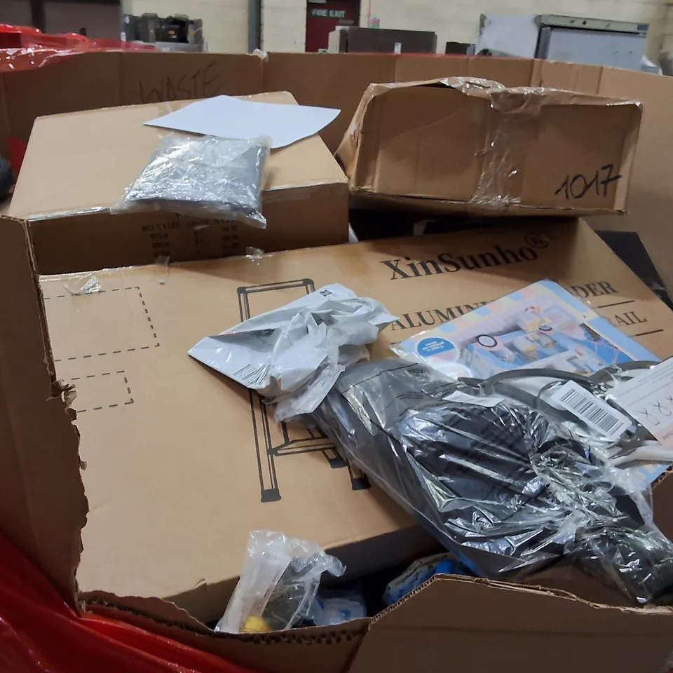 PALLET OF ASSORTED HOUSEHOLD GOODS AND PRODUCTS TO INCLUDE;STEP LADDERS,AREA RUG,KITCHEN FAUCET