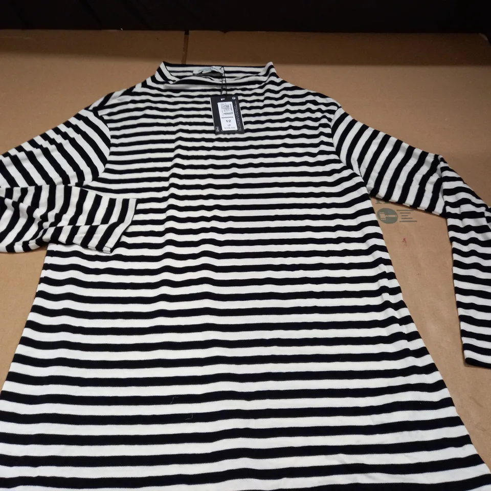 AUTOGRAPH BLACK/WHITE STRIPED LONG SLEEVE TOP - 12