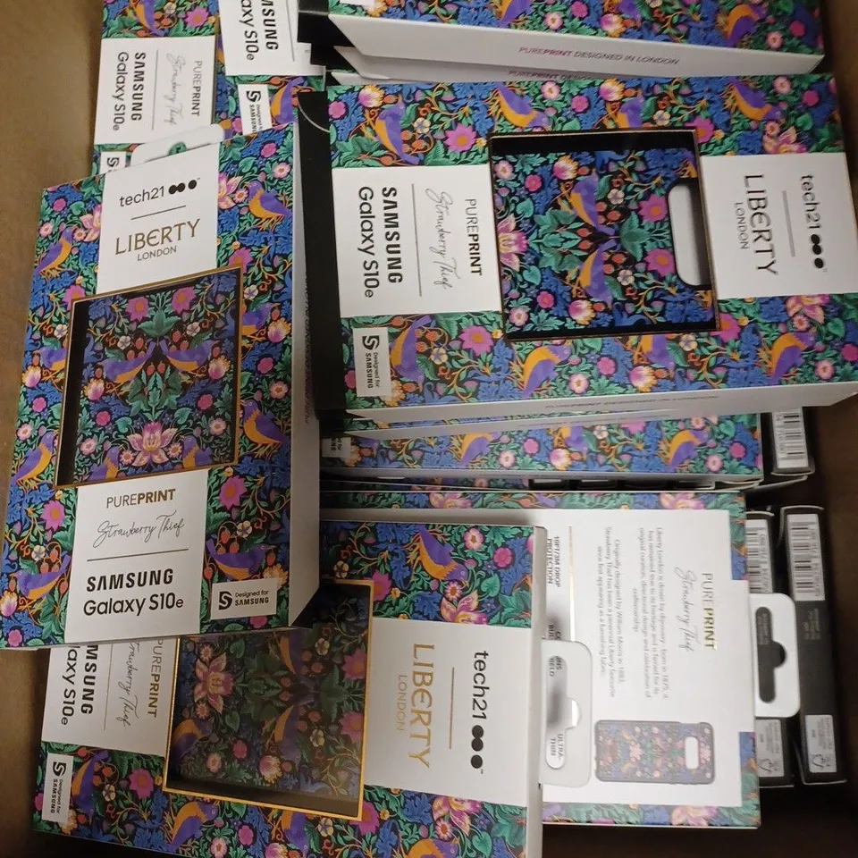 BOX OF 64 TECH 21 LIBERTY LONDON SAMSUNG GALAXY S10e 