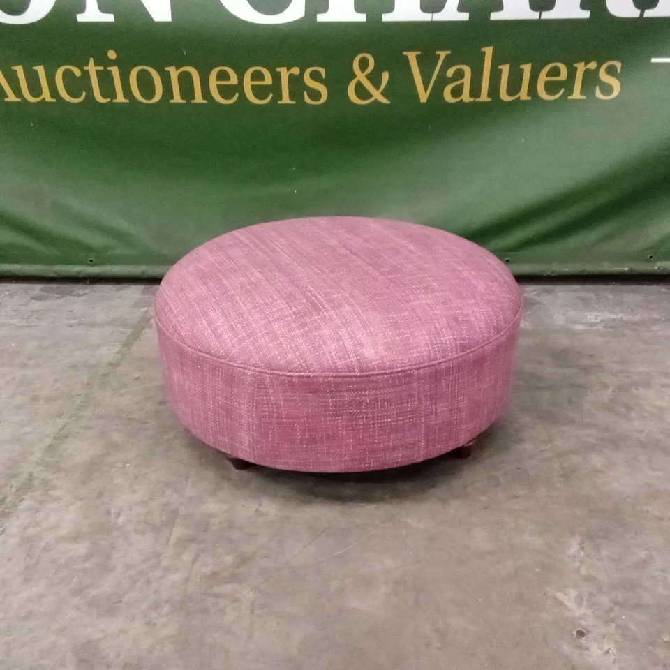 QUALITY DESIGNER ROUND FABRIC POUFE