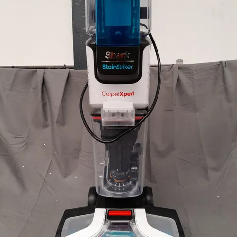 OUTLET SHARK CARPET XPERT DEEP CARPET CLEANER STRIKER EX200UK - COLLECTION ONLY
