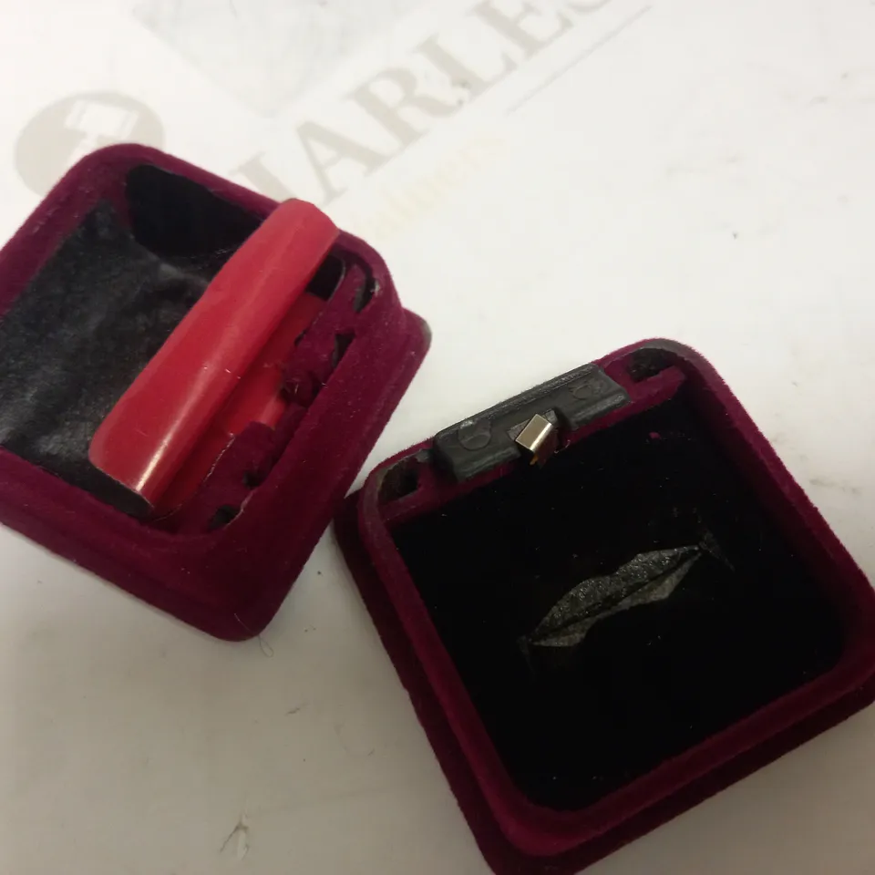 DESIGNER WIDE WOOD PATTERN RING