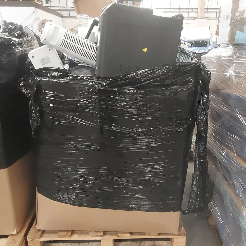 PALLET CONTAINING A VERY LARGE QUANTITY OF ASSORTED ITEMS INCLUDING: AIR COOLER, AIR FRYER, KETTLE, RUSSELL HOBBS TOASTER, IRON ECT