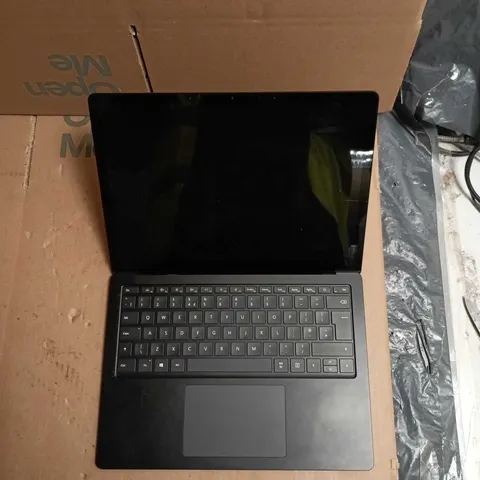 UNBOXED MICROSOFT SURFACE LAPTOP 4 13.5" I5-1145G7, 16GB RAM, 256GB SSD, BLACK