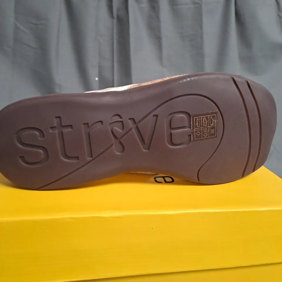 STRIVE TAN OPEN TOE TAN SANDAL - SIZE 7