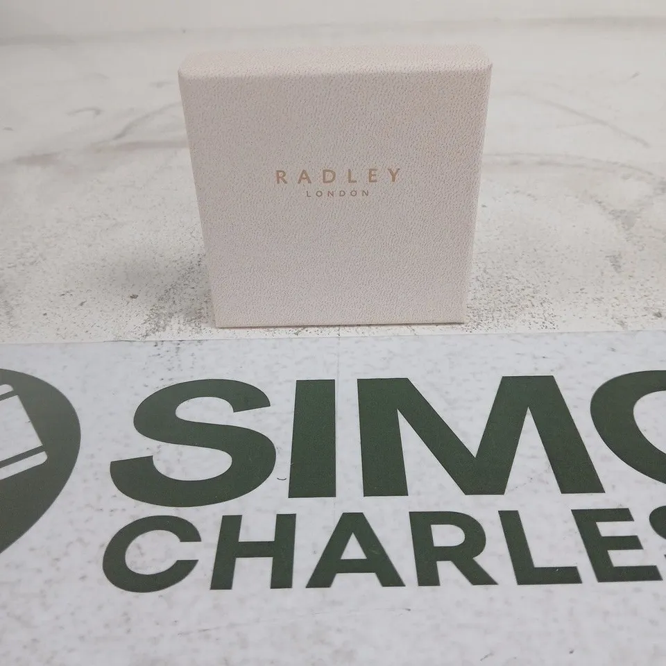 RADLEY LONDON LADIES SION CLOSE BRACELET IN BOX