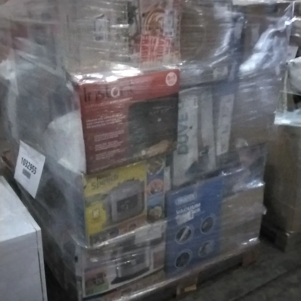 PALLET OF APPROXIMATELY 45 UNPROCESSED RAW RETURN HOUSEHOLD AND ELECTRICAL GOODS TO INCLUDE;