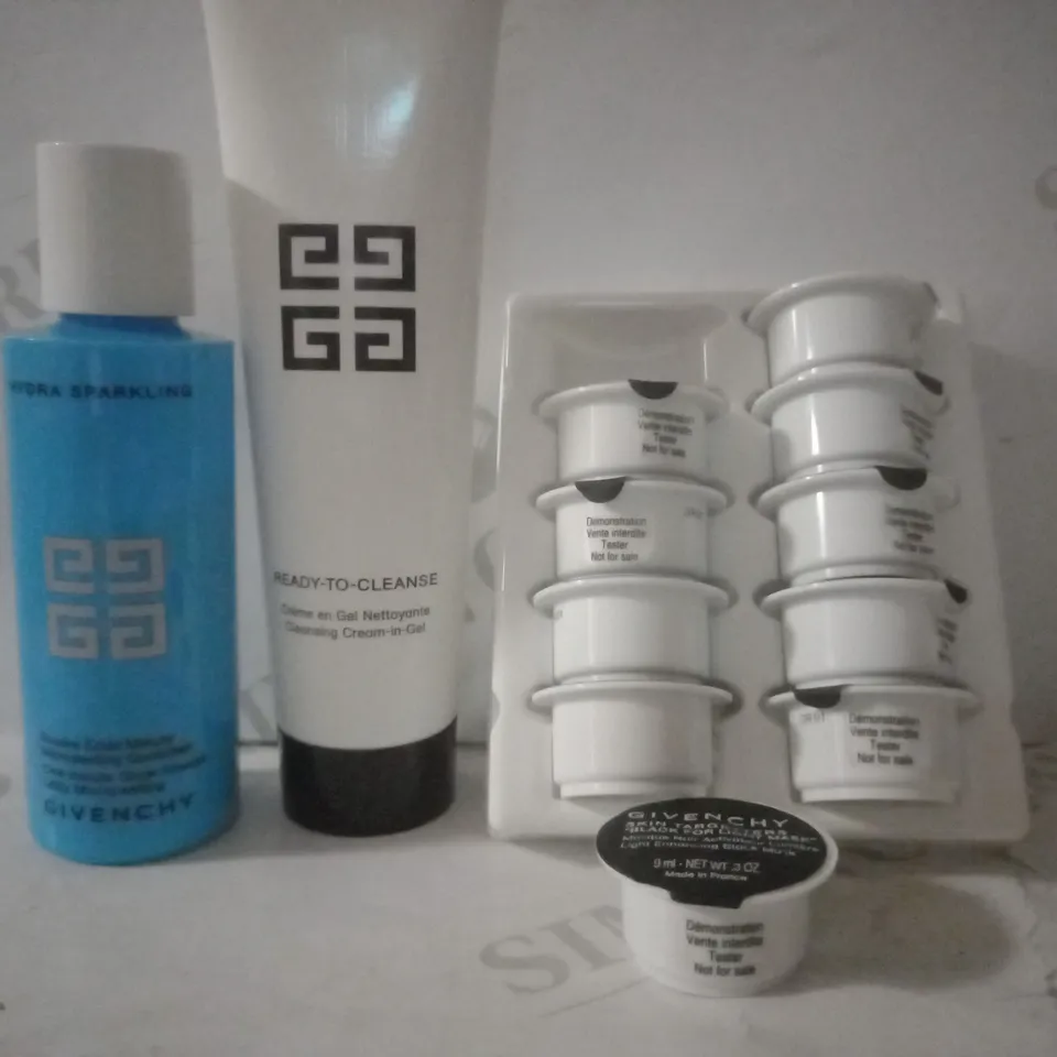 BOX OF APPROX 10 ASSORTED GIVENCHY TESTER PRODUCTS TO INCLUDE LUMINERE ENHANCING BLACK MASK, GLOW POWDER MICRO PEELING, CLEANSING CREAM 