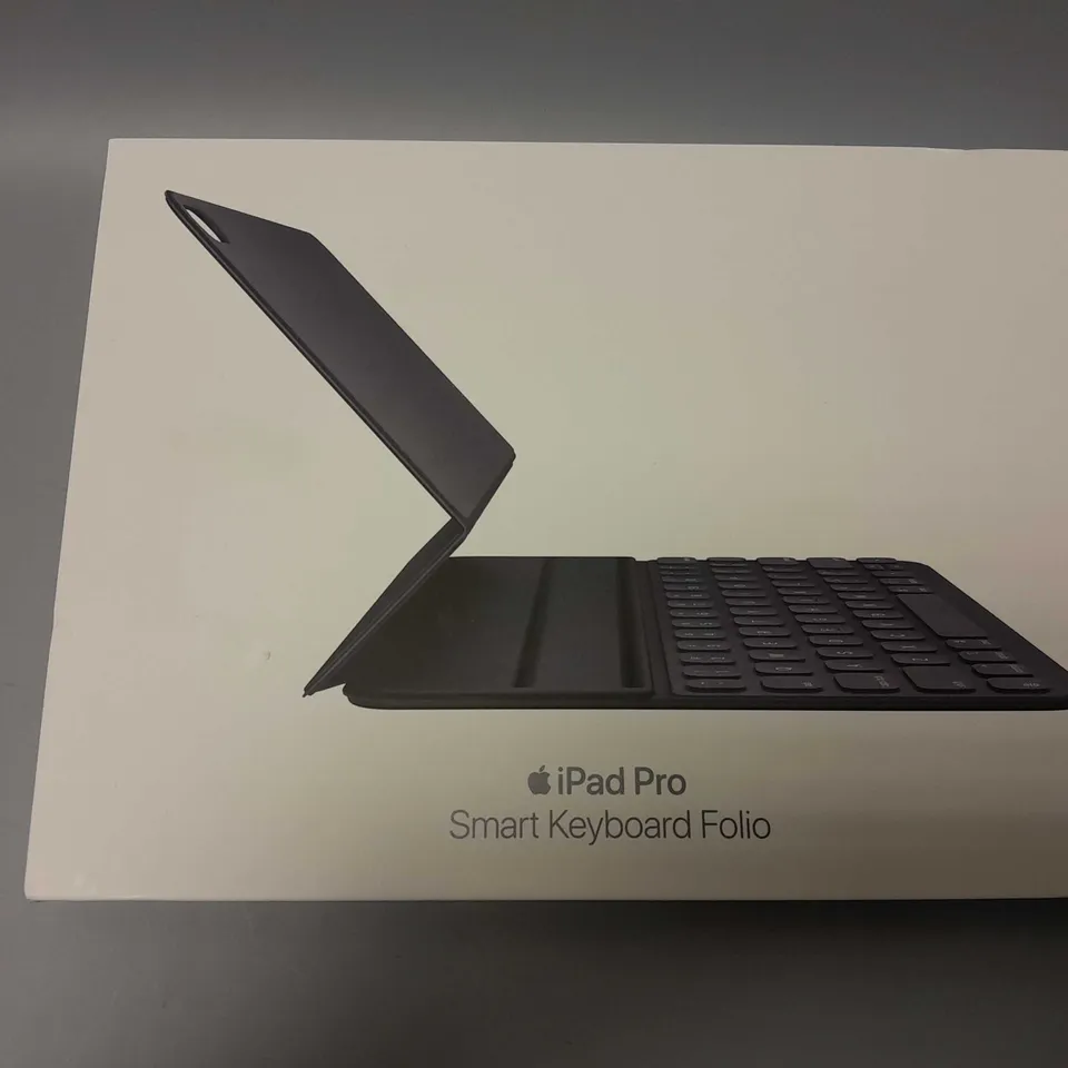 BOXED APPLE IPAD PRO SMART KEYBOARD FOLIO CASE