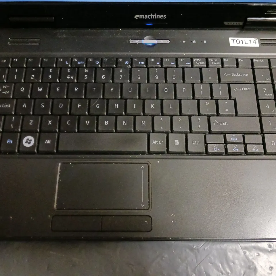 EMACHINES E525 LAPTOP