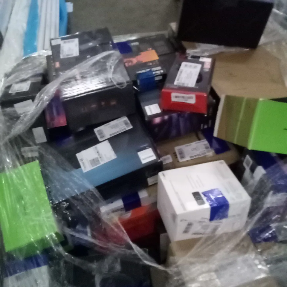PALLET OF APPROXIMATELY 188 ASSORTED HIGH VALUE ELECTRICAL ITEMS TO INCLUDE LED LIGHTING , COMPUTER MOUSES , GAMING HEADSETS , ETC 