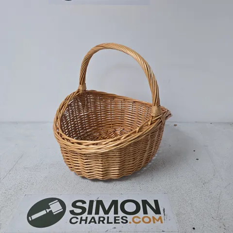 WICKER BASKET WITH HANDLE – NATURAL WOVEN STORAGE