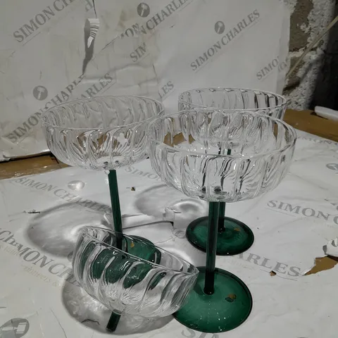 BOX OF 4 GLASSES