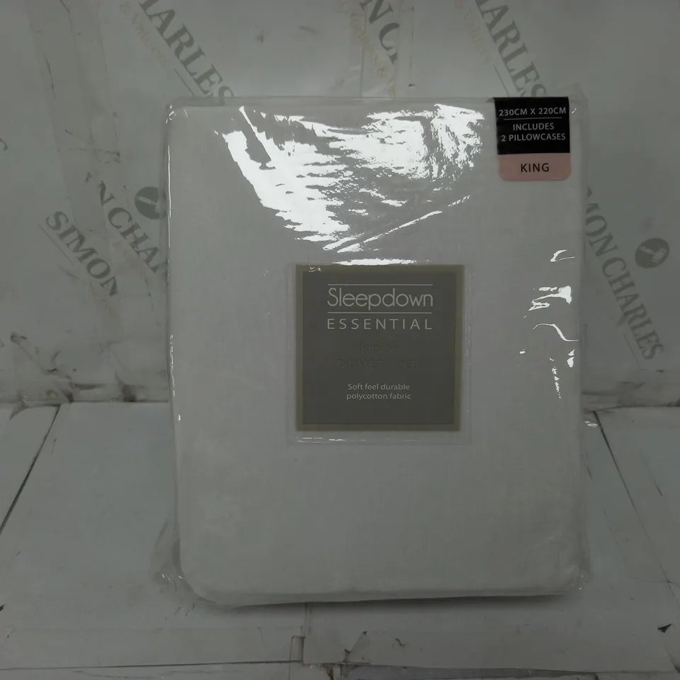 SLEEPDOWN ESSENTIAL JERSEY DUVET SET IN WHITE - KING