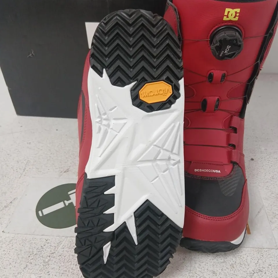 DC SHOES SHUKSAN MEN'S SNOWBOARD BOOTS – RACING RED, UK 10.5 (US 11.5)