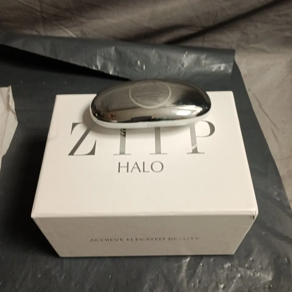 ZIP HALO – ACTIVE ELEVATED BEAUTY