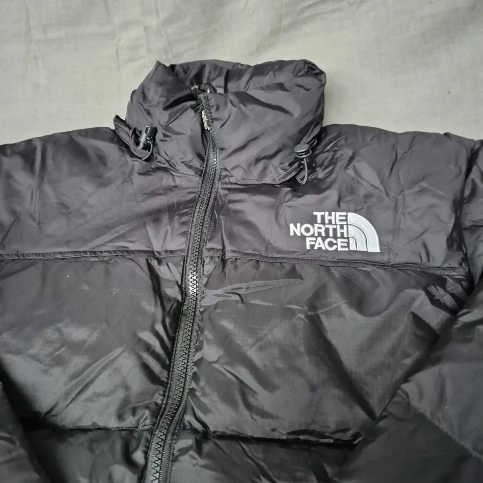 THE NORTH FACE FULL ZIP PADDED COAT SIZE M