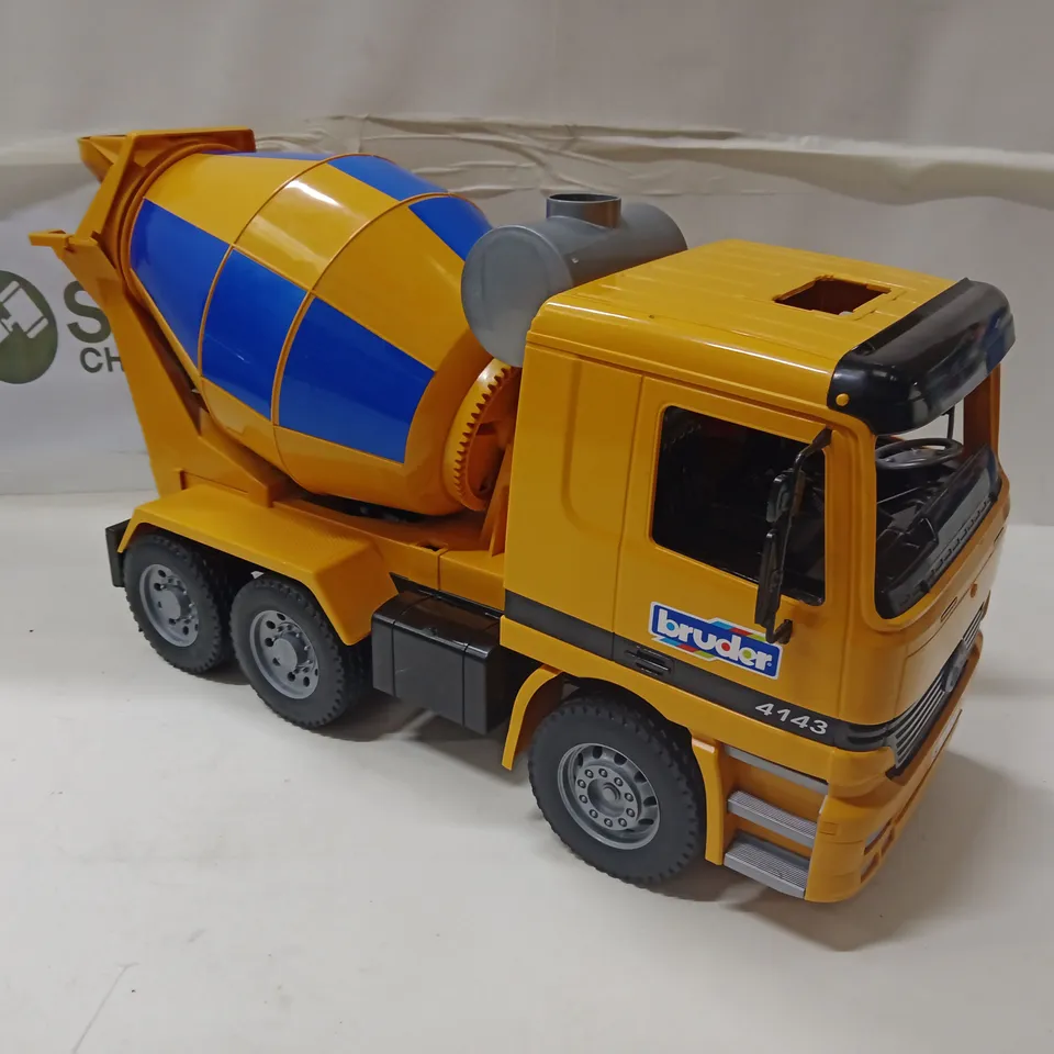 BRUDER CEMENT MIXER TRUCK – MERCEDES ACTROS REPLICA (MODEL 4143)