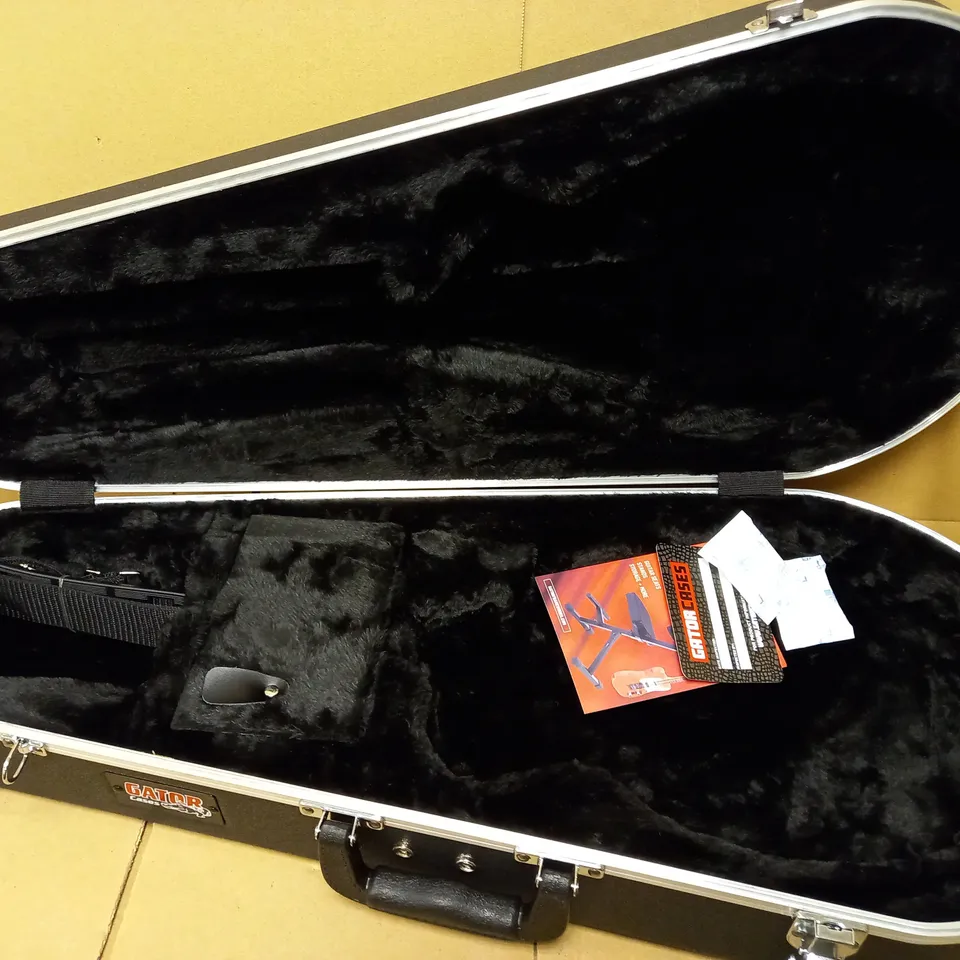 GATOR CASE MANDOLIN DELUX MOLDED CASE FOR MANDOLINS - CASE ONLY