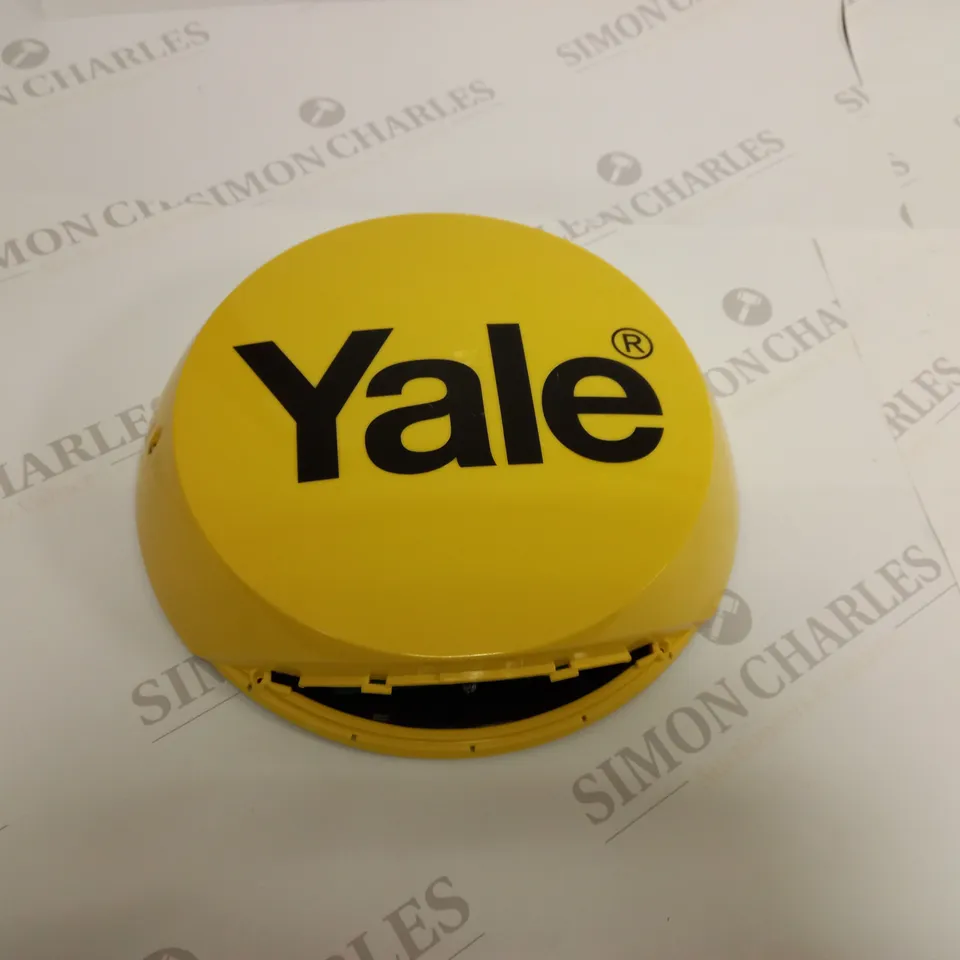 BOXED YALE DUMMY ALARM FLASHING SIREN