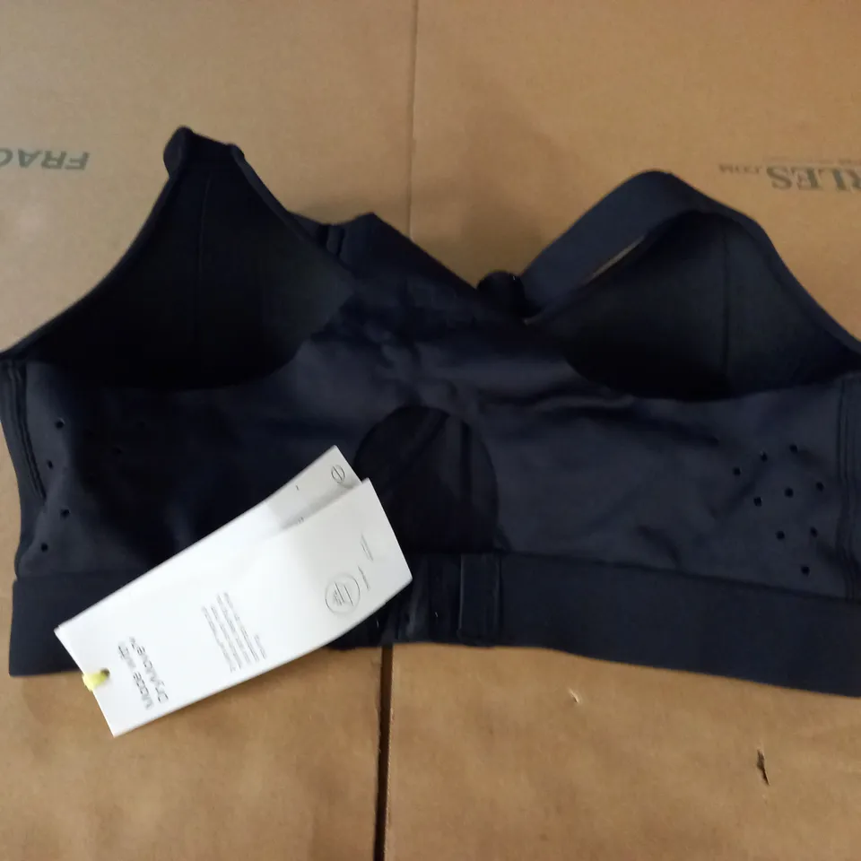 H&M DRY MOVE SPORTS BRA - UK 34C