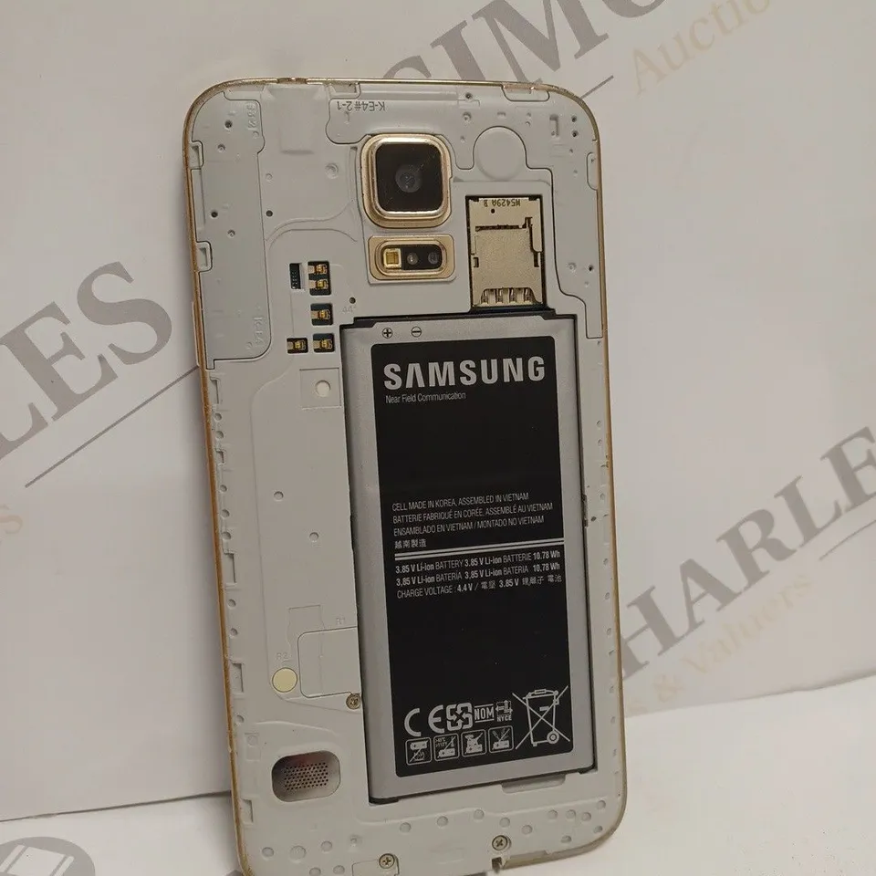 SAMSUNG GALAXY S5 SMARTPHONE 