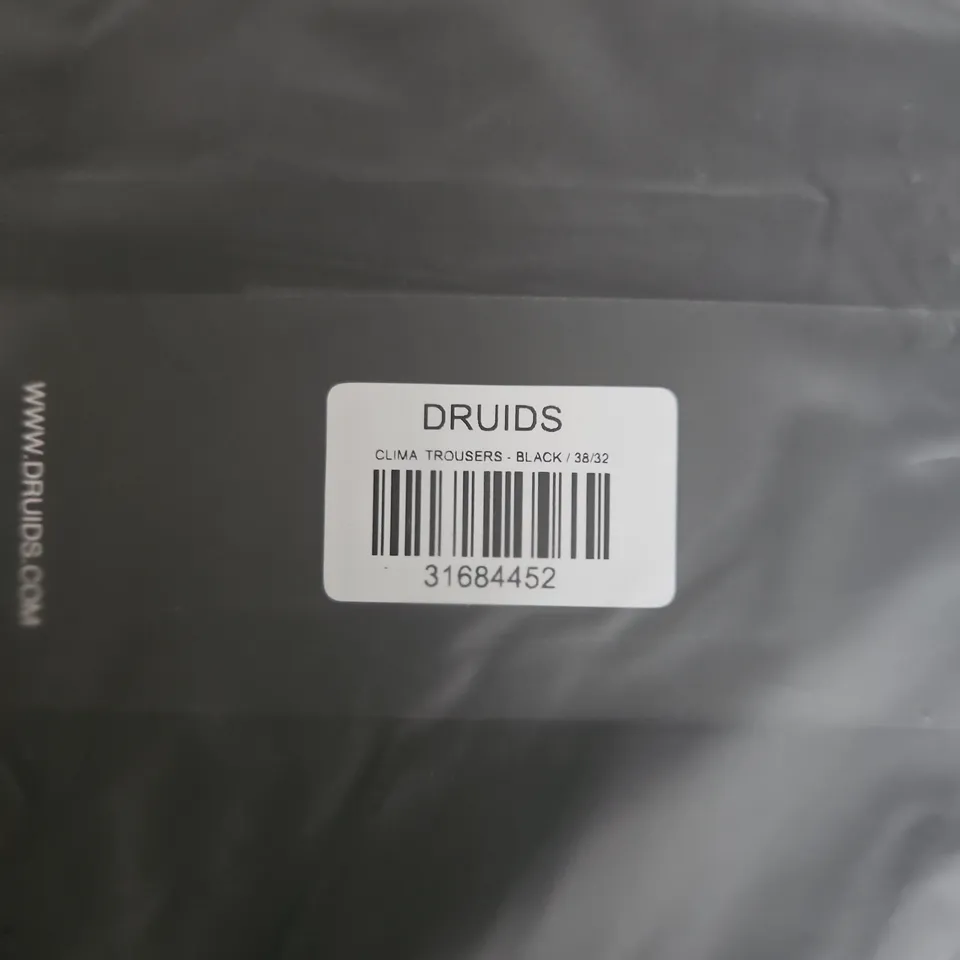 BAGGED DRUIDS CLIMA TROUSERS – BLACK, UK SIZE 38 (38/32)