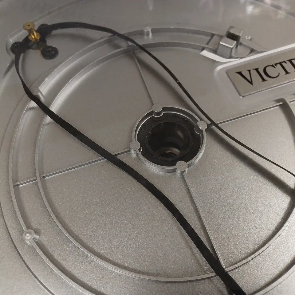 VICTROLA PROFFESIONAL TURNTABLE
