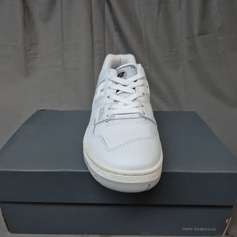 BOXED NEW BALANCE 550 IN WHITE & GREY - UK 9