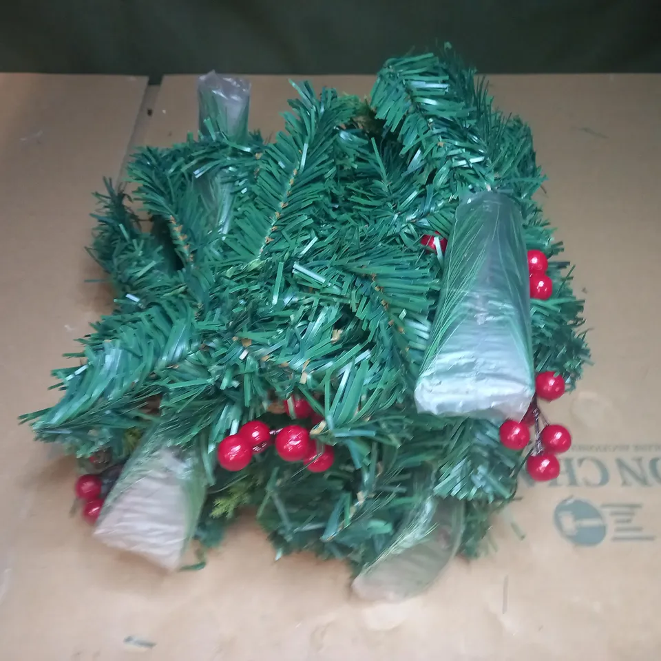 DESIGNER STYLE DECORATIVE FESTIVE FAUX PLANT