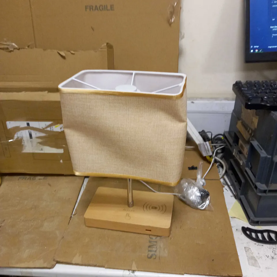 AISCOOL BEDSIDE TABLE LAMP WITH WIRELESS CHARGER AND USB PORT - WOOD & LINEN