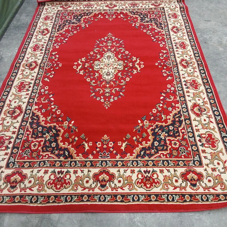 KESHAN LARGE 100% POLYPROPYLENE TRADITIONAL RUG // SIZE: 180 X 270cm