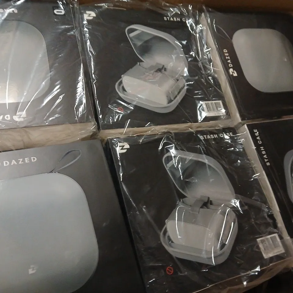 18 BOXED DAZED STASH CARRY CASES FOR OCULUS GO VR HEADSET GREY