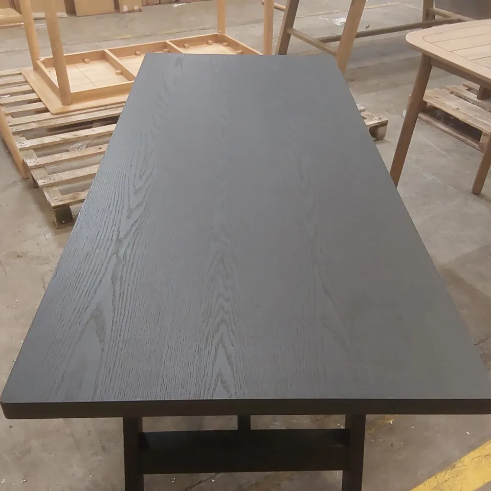 DESIGNER WOODEN DINING TABLE