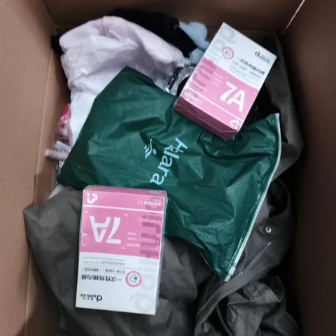 LARGE BOX OF APPROXIMATELY 25 ASSORTED CLOTHING ITEMS IN VARIOUS COLOURS, STYLES AND SIZES - COLLECTION ONLY