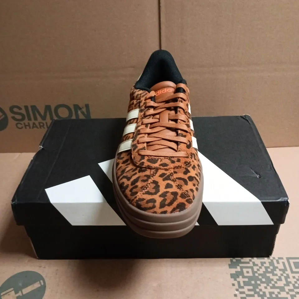 BOXED PAIR OF ADIDAS WOMENS VL COURT LEOPARD TRAINERS - 6