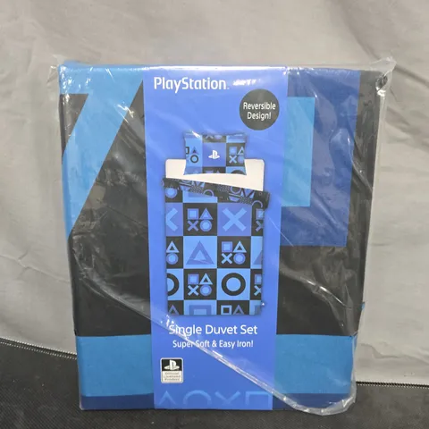 PLAYSTATION SINGLE DUVET SET – BLUE WITH CONTROLLER ICON PRINT