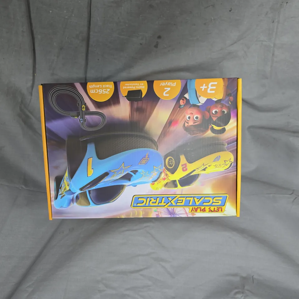 SCALEXTRIC SLOT CAR RACING SET – BOXED WITH TWO CARS (BLUE & YELLOW)