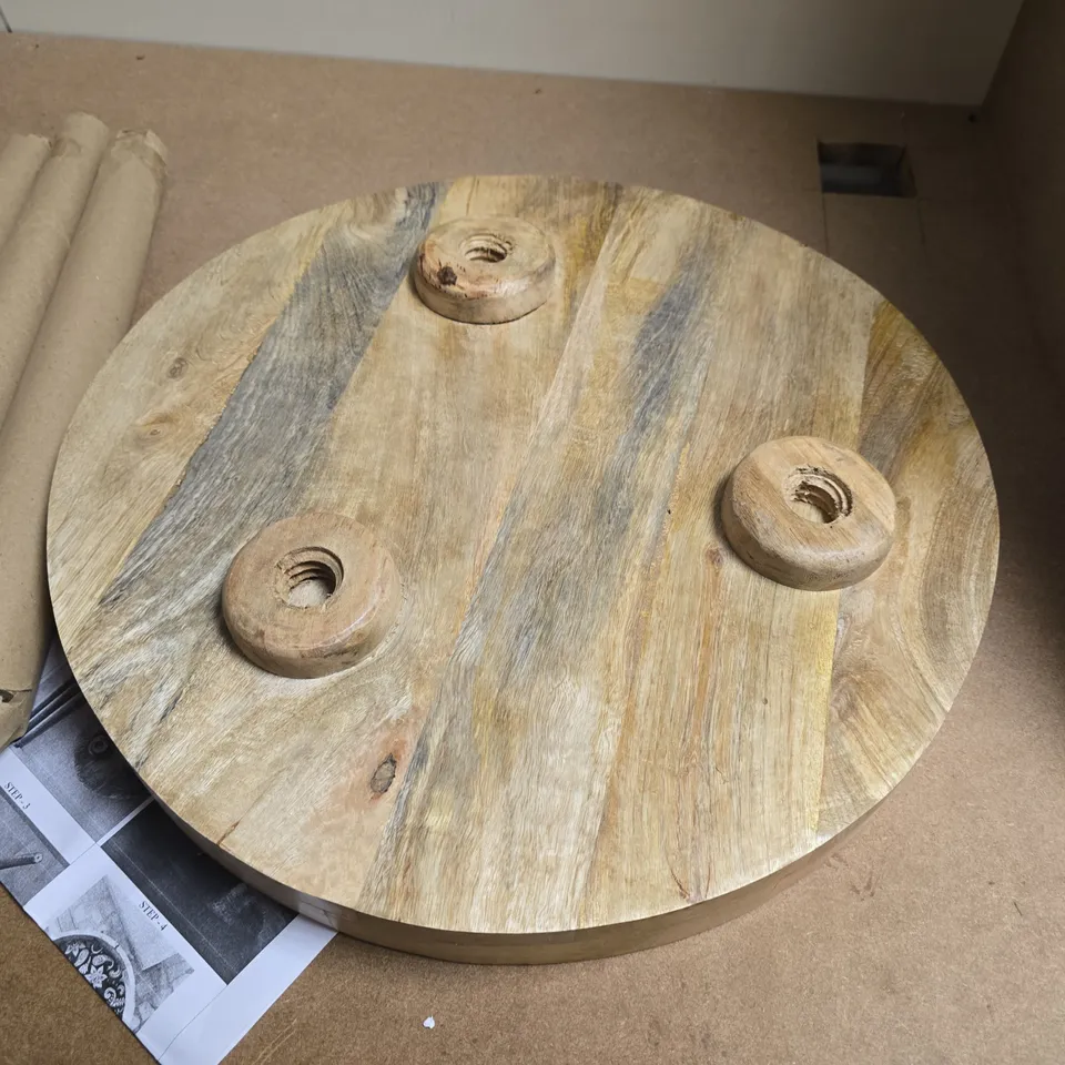 ROUND WOODEN COFFEE TABLE WITH PAISLEY FABRIC INLAY