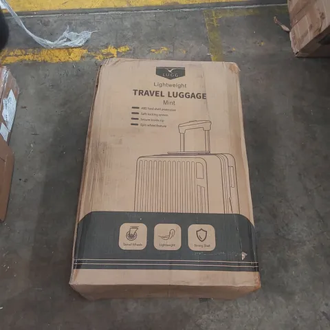 BOXED LUGG LIGHTWEIGHT TRAVEL SUITCASE 
