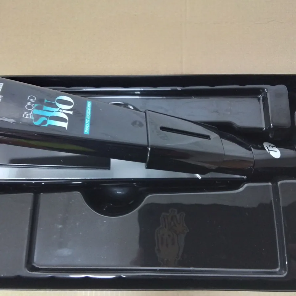 BOXED LOREAL BLOND STUDIO HEATING IRON